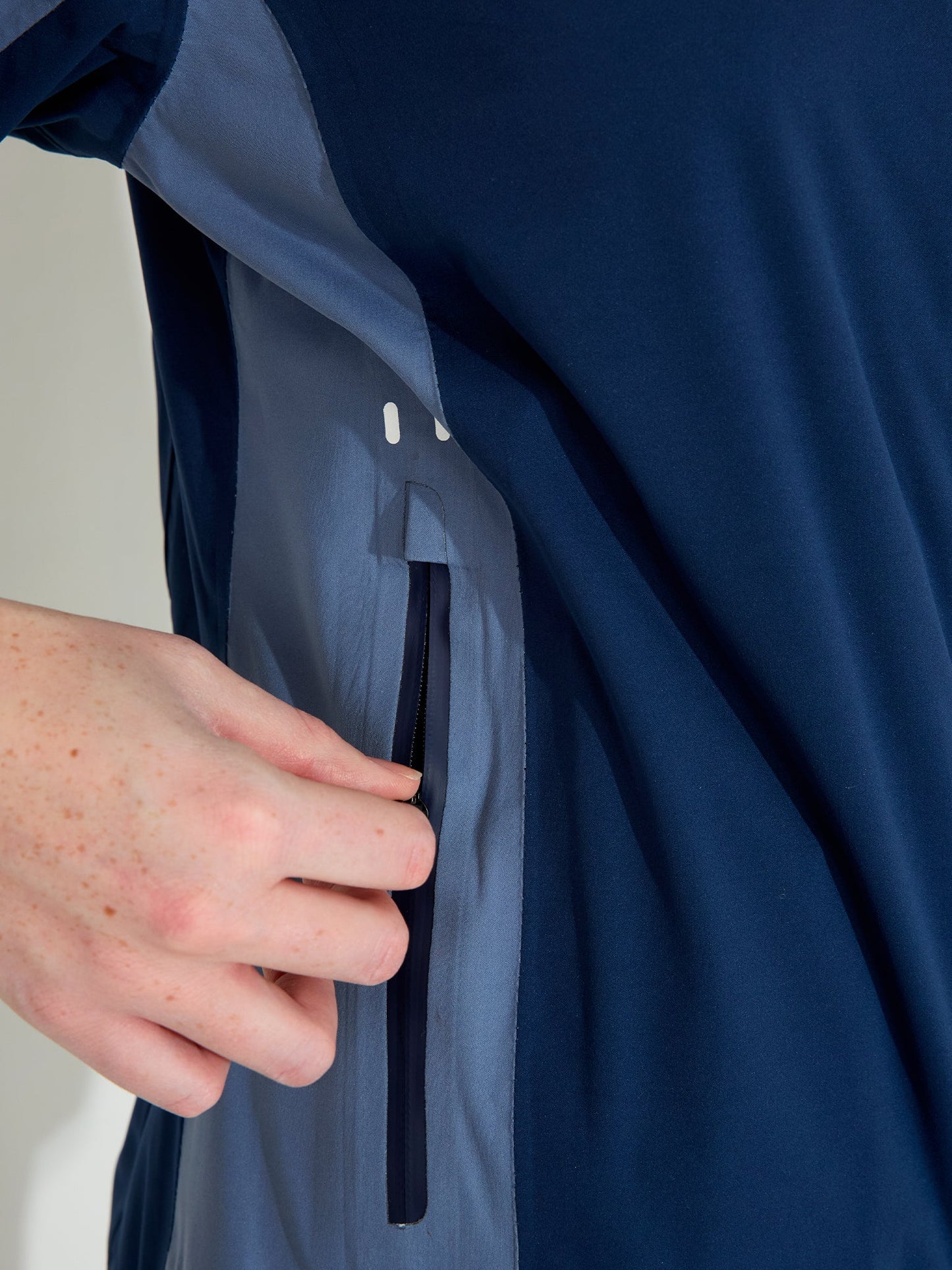 Women's Abacus Pitch 37.5 Rain Jacket - The Golf Guys Online
