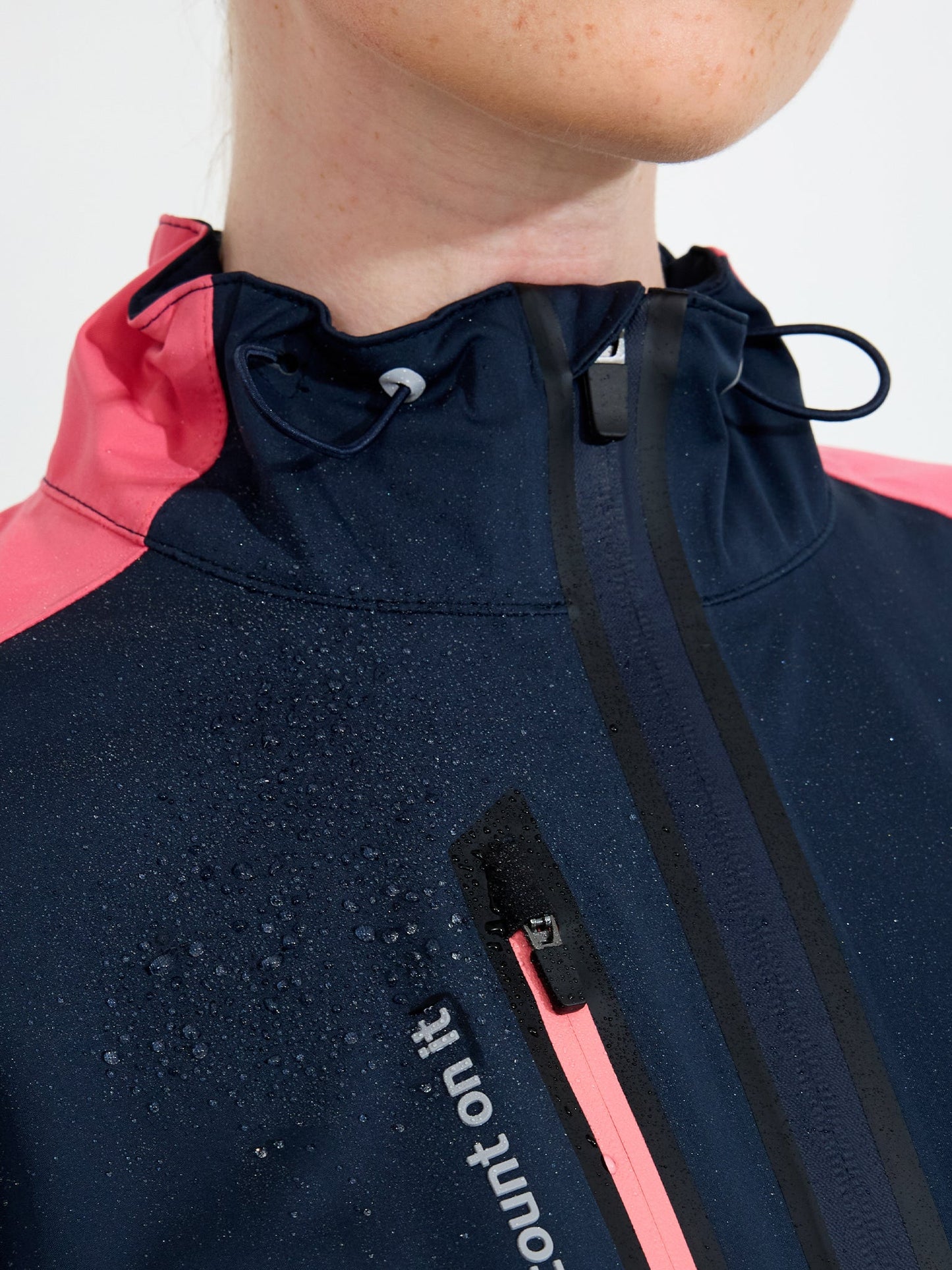 Women's Bounce Rain Jacket - The Golf Guys Online