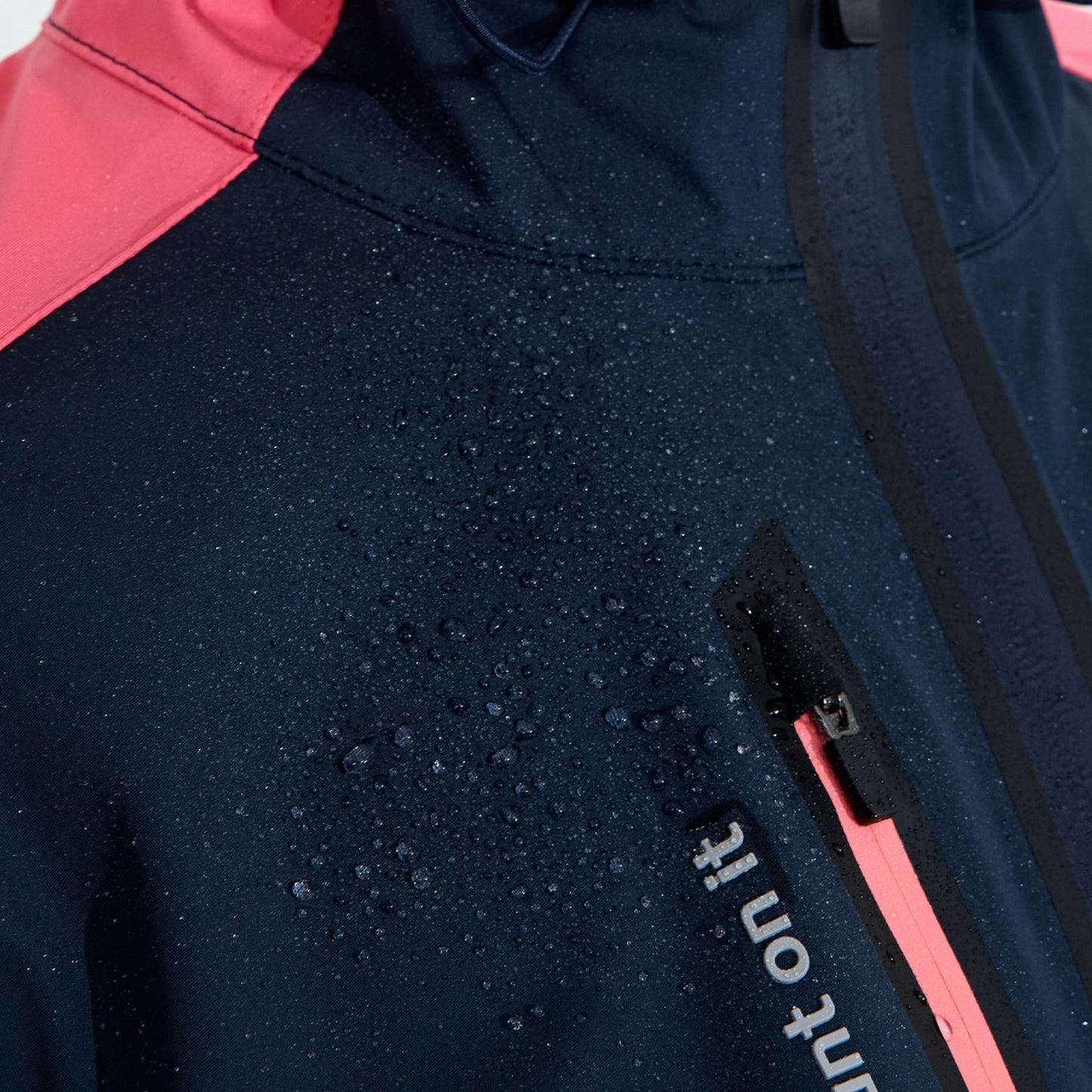 Women's Bounce Rain Jacket - The Golf Guys Online