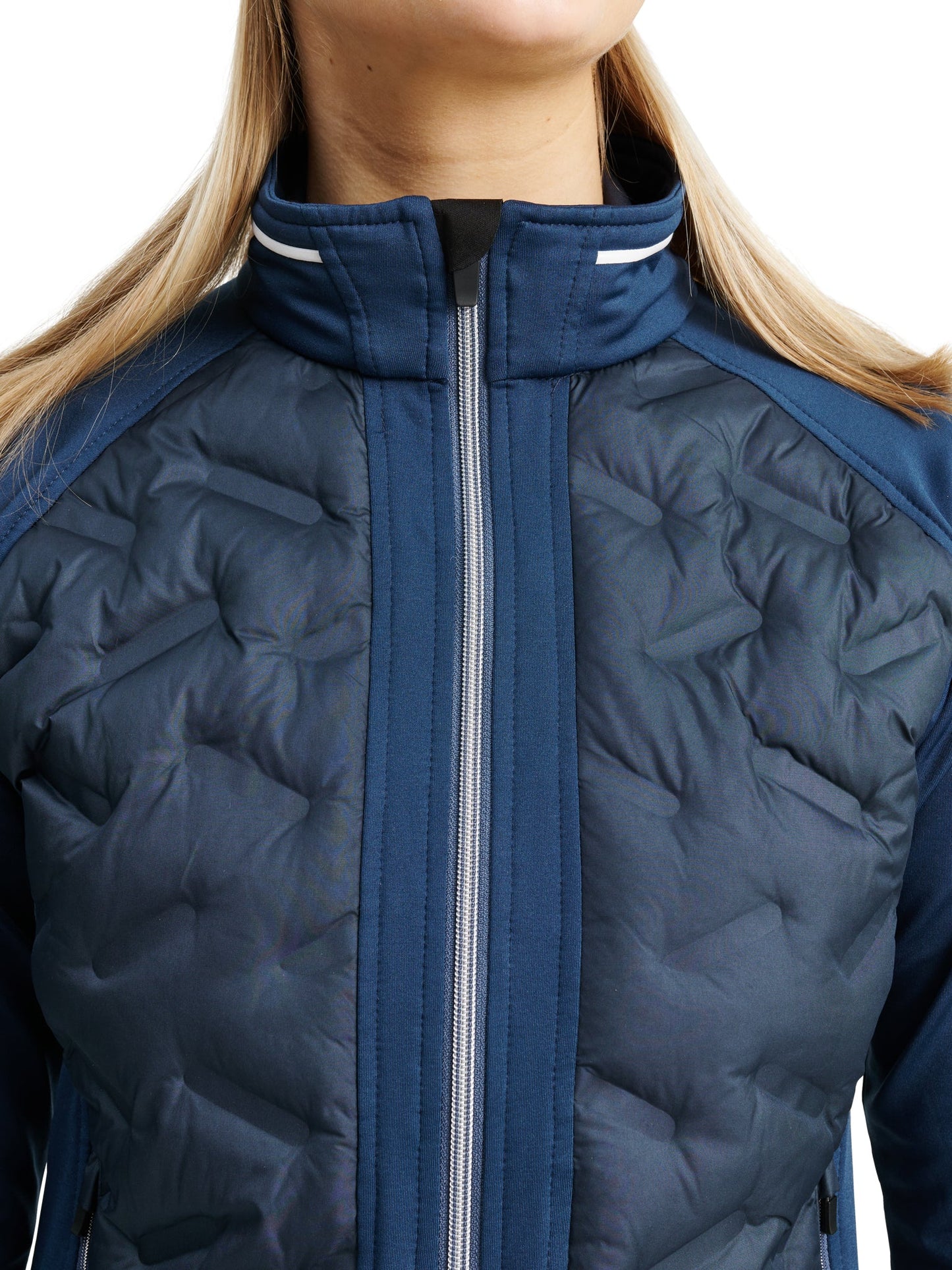 Women Grove Hybrid Jacket - The Golf Guys Online