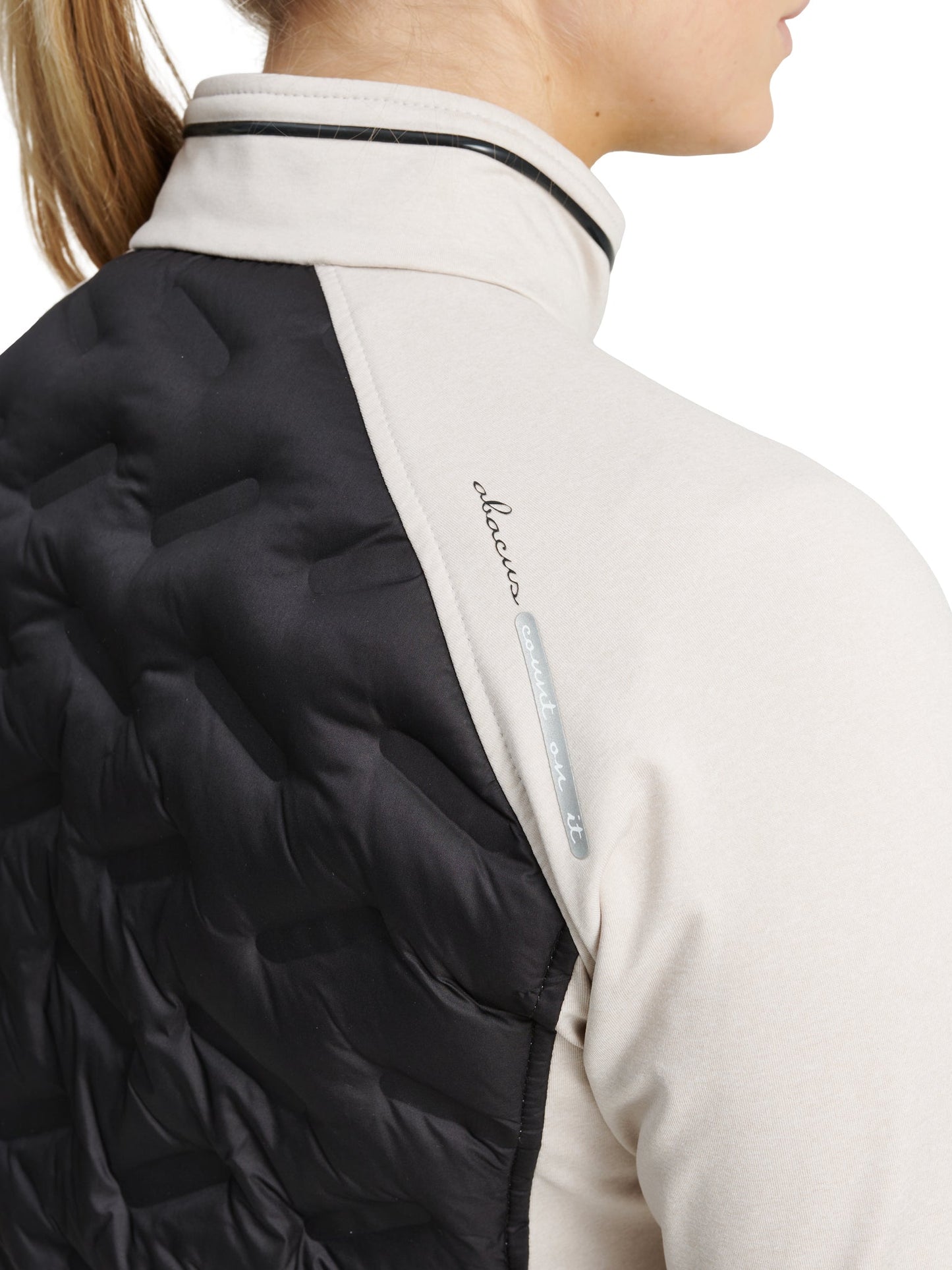 Women Grove Hybrid Jacket - The Golf Guys Online