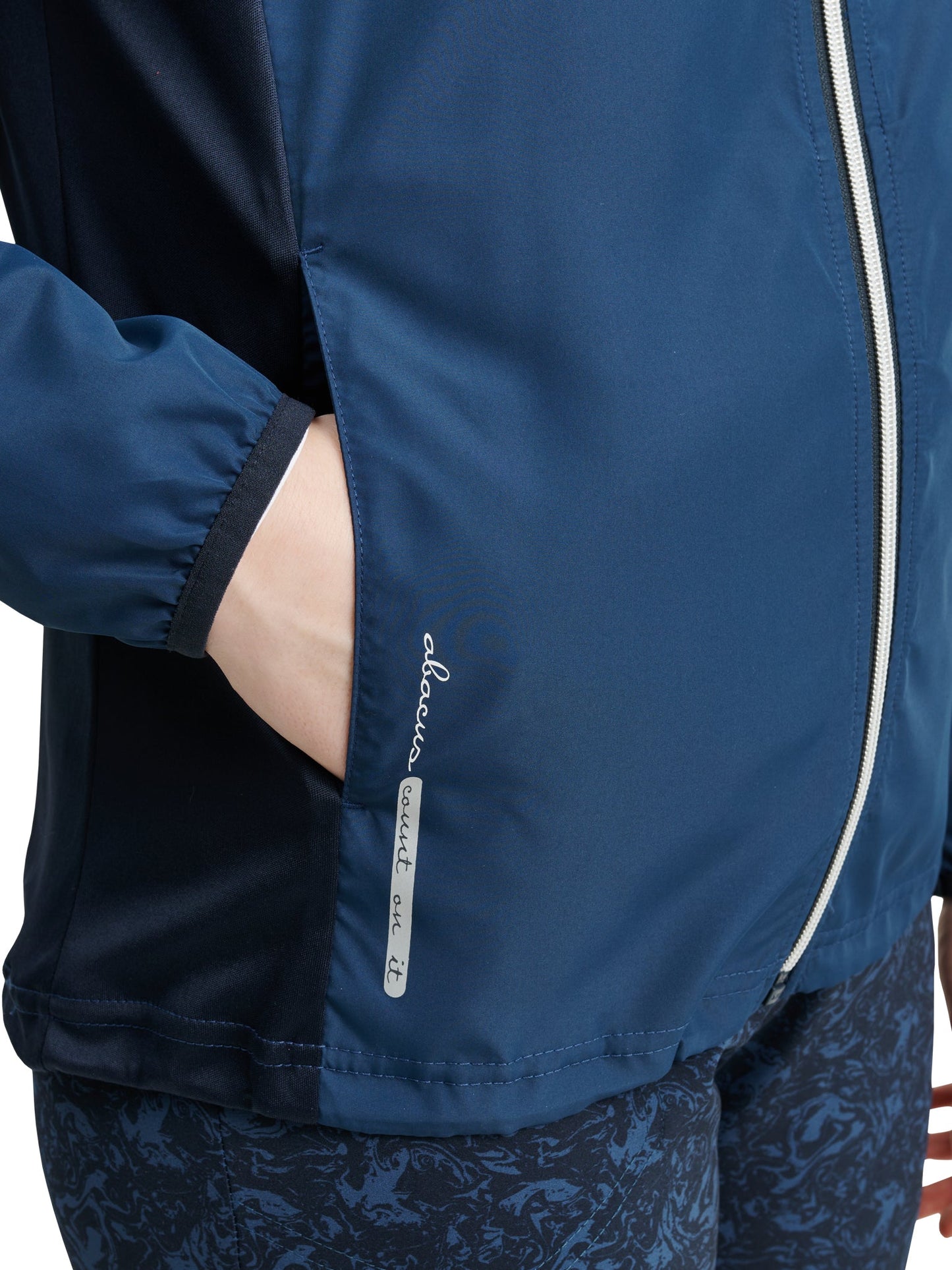 Women Ganton Stretch Wind Jacket (5oz) - The Golf Guys Online