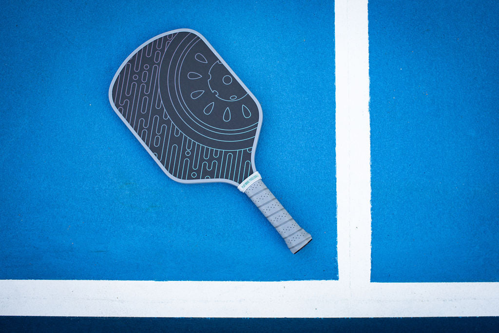 Circuit Dual-Foam Pickleball Paddle From KiwiLabs Pickleball | t700 Thermoformed Carbon Fiber - The Golf Guys Online