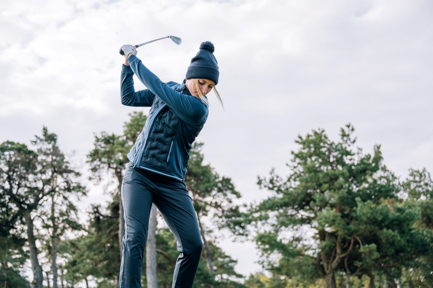 Women Grove Hybrid Jacket - The Golf Guys Online