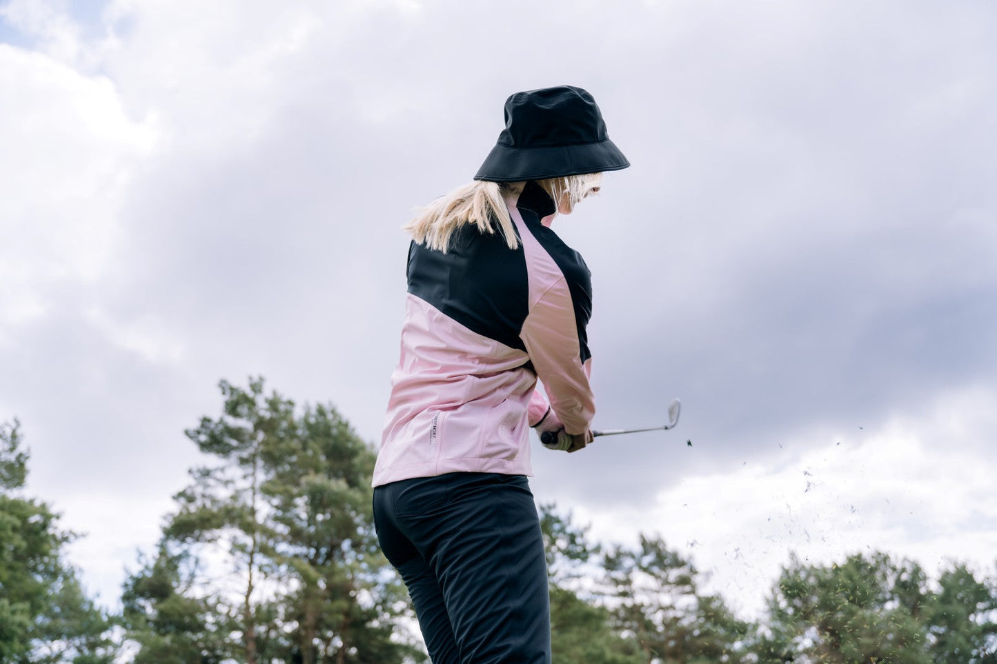 Women's Bounce Rain Jacket - The Golf Guys Online