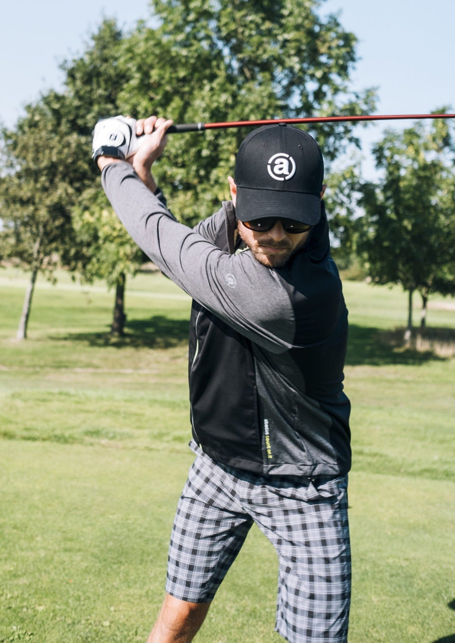 Mens Navan softshell hybrid jacket - The Golf Guys Online