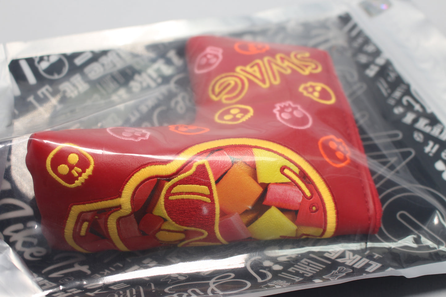 Swag Golf - Candy (Starburst) Red Skulls Blade Putter Headcover - The Golf Guys Online