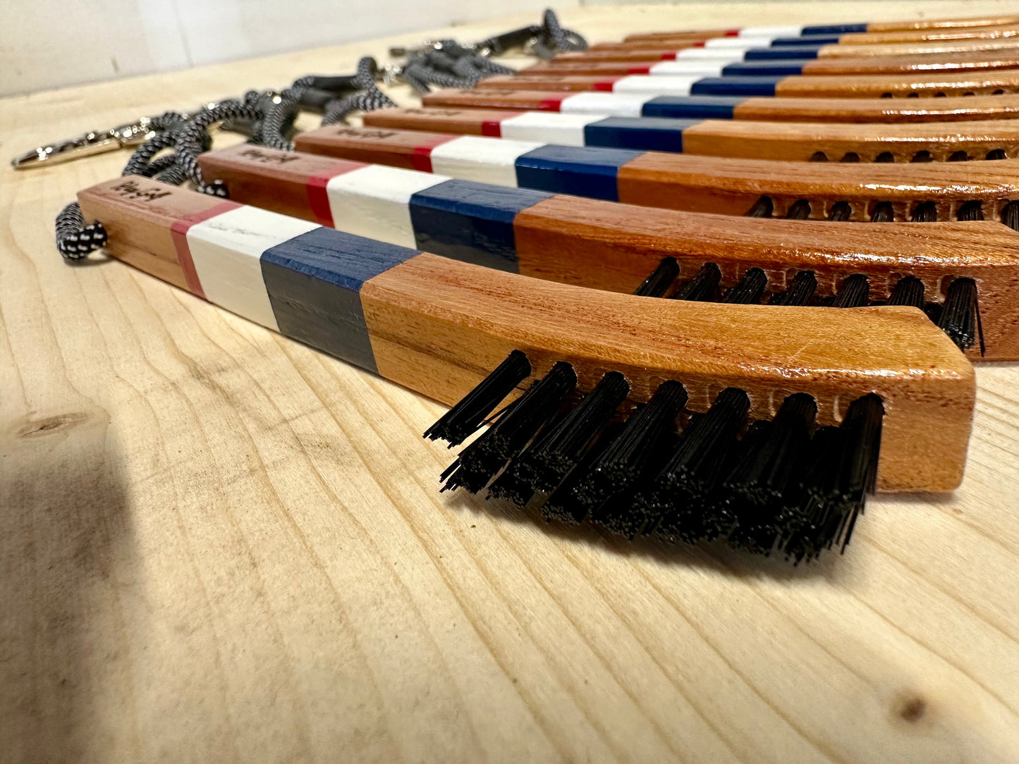 Hazy Hickory Brush - The Golf Guys Online