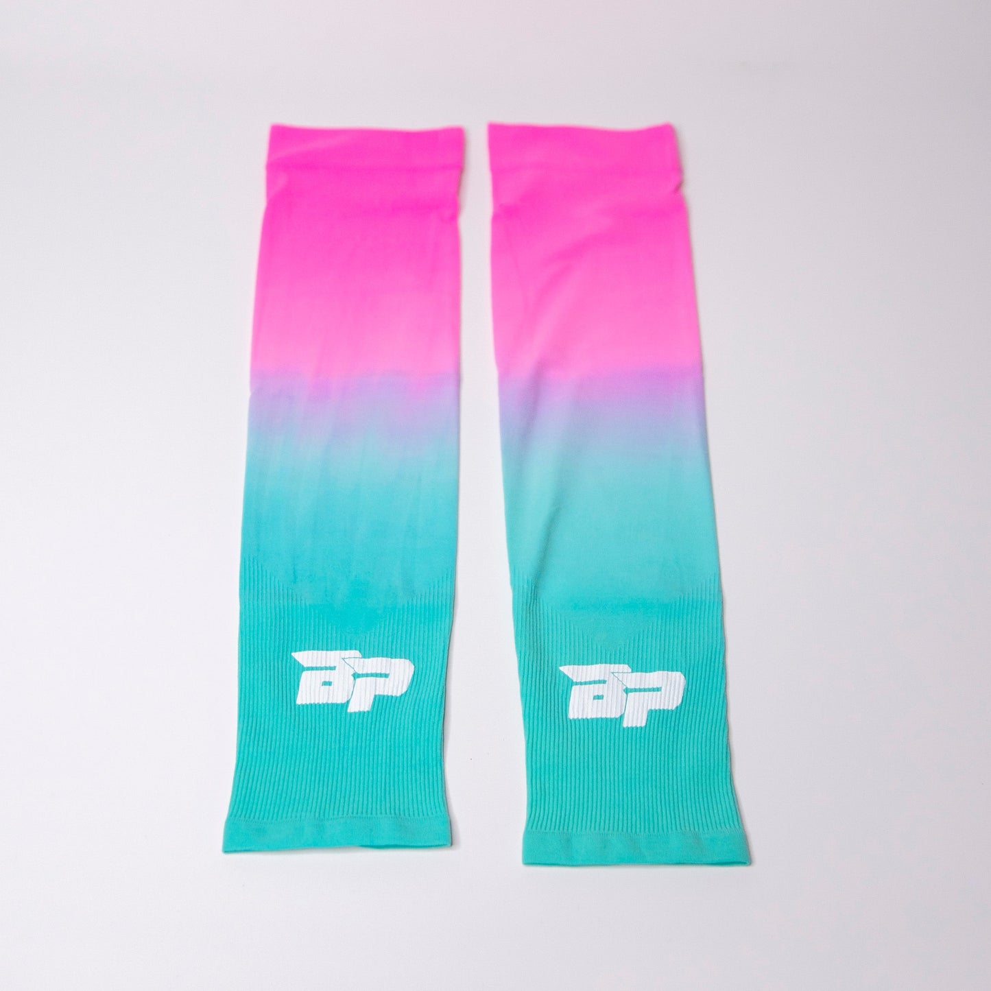 Performance Arm Sleeves - The Golf Guys Online