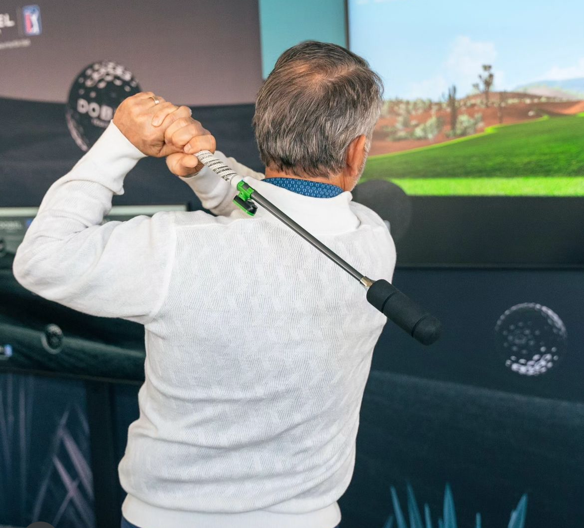 MICROSIM 2.0 (With Non-Telescoping Swing-Stick Pro) - The Golf Guys Online