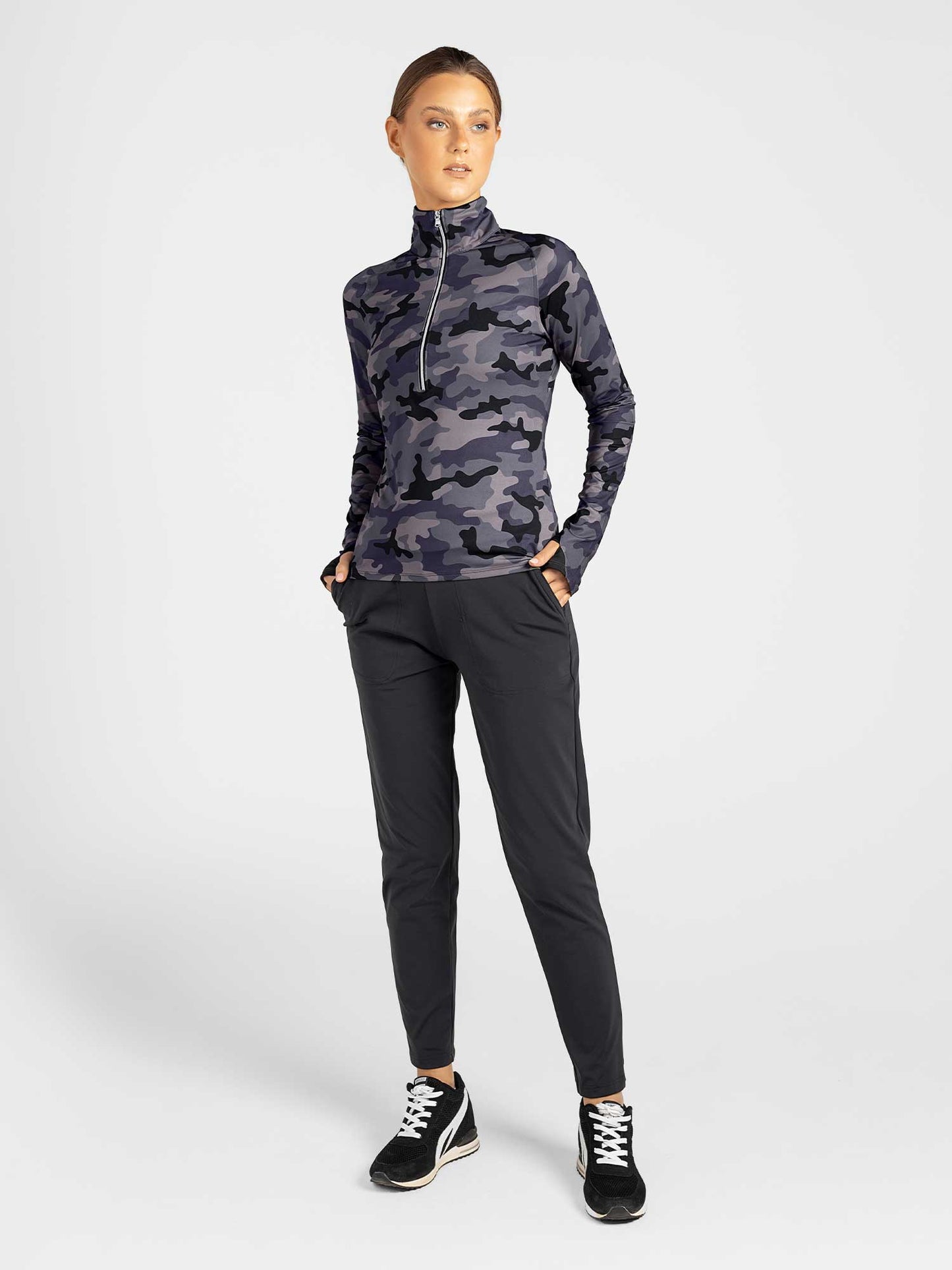 Stylish Women's Golf Pants - Fitted Design with Moisture-Wicking - The Golf Guys Online