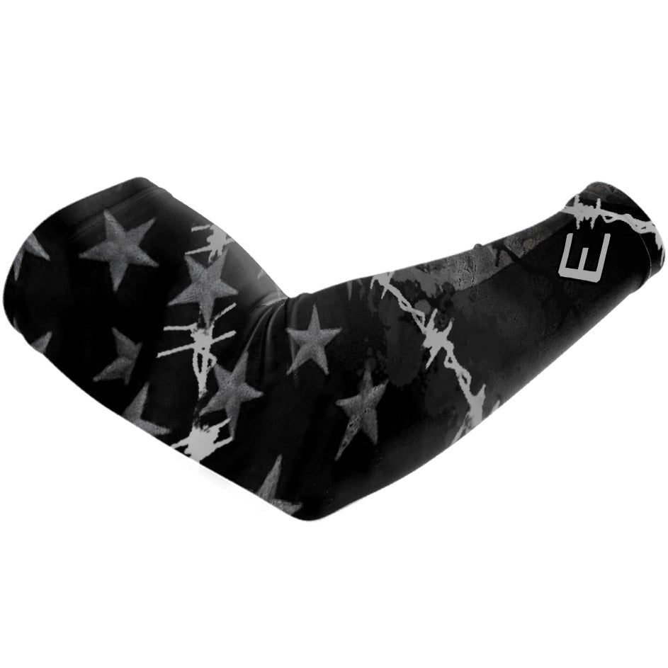 Barbed Wire USA Flag Arm Sleeve - The Golf Guys Online
