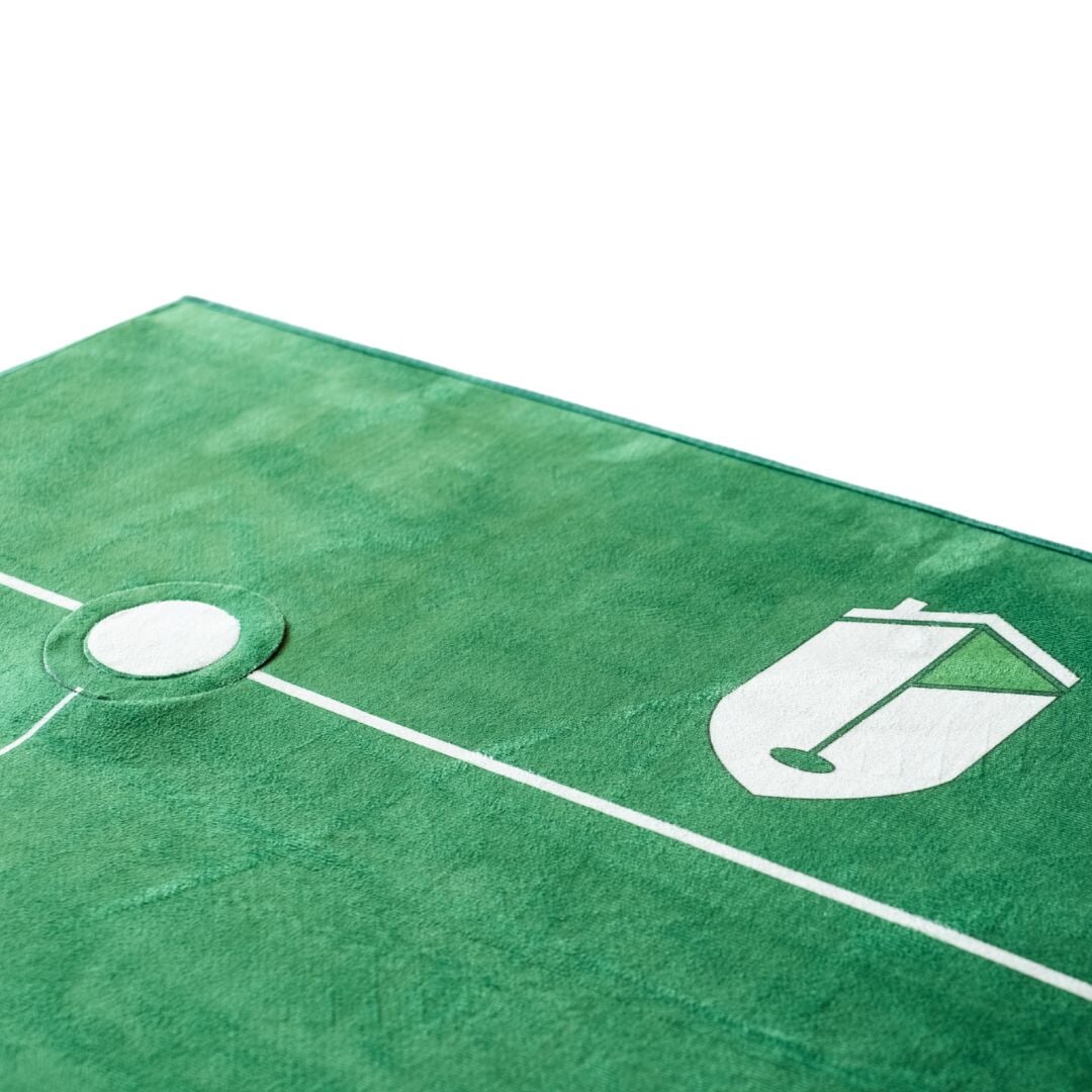 SIG LITE Indoor Putting Green 3' x 8' - The Golf Guys Online