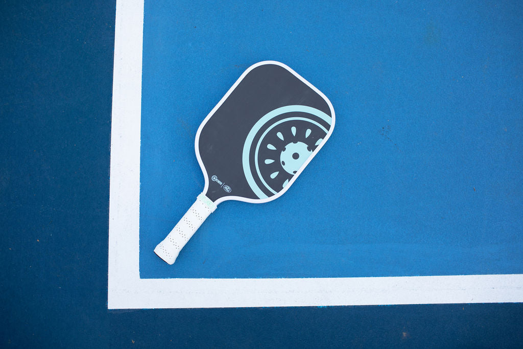 Slice | Hybrid T700 Carbon Fiber | Thermoformed Professional Pickleball Paddle - The Golf Guys Online