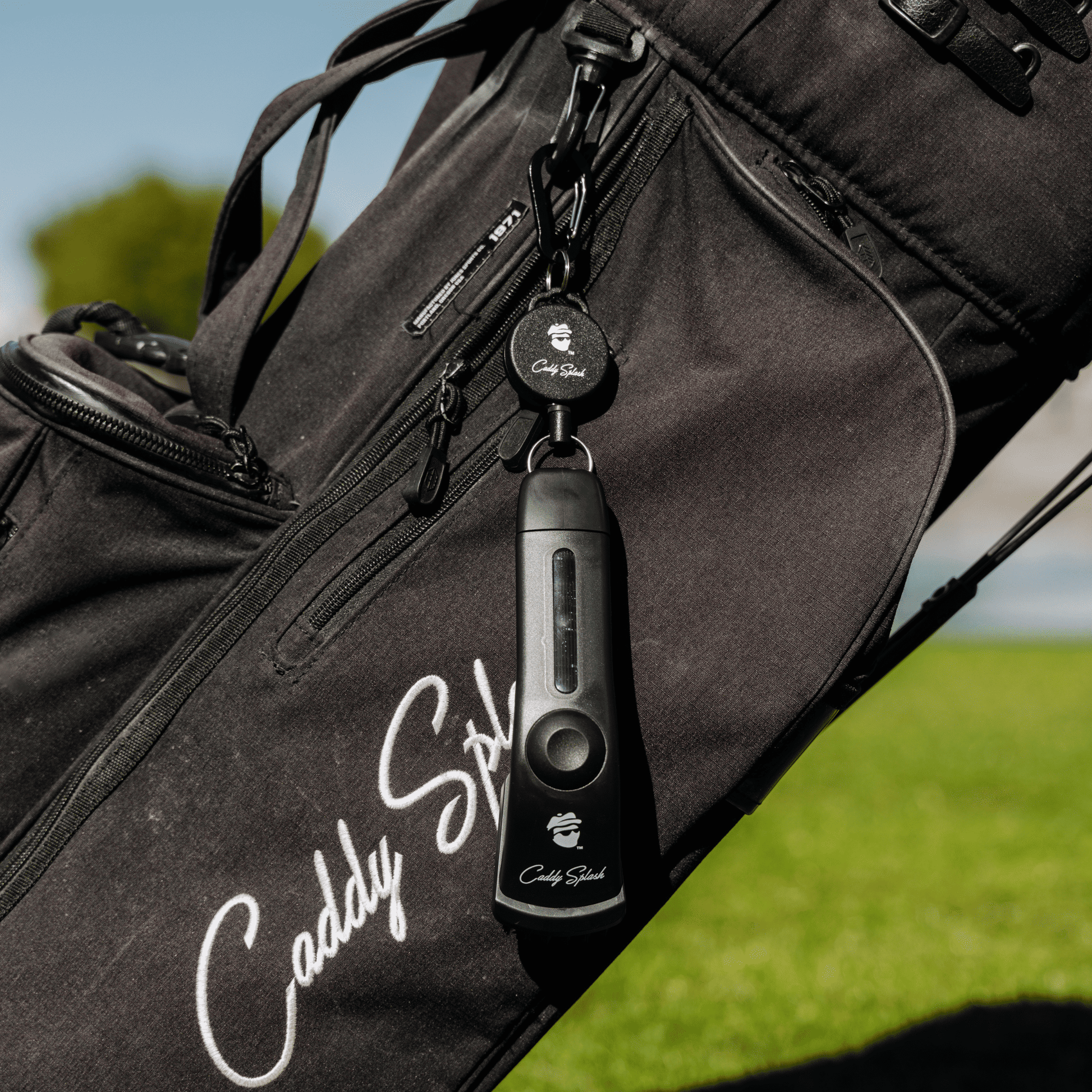 Golf Club Water Brush Pro Cleaner - Black Caddy Splash