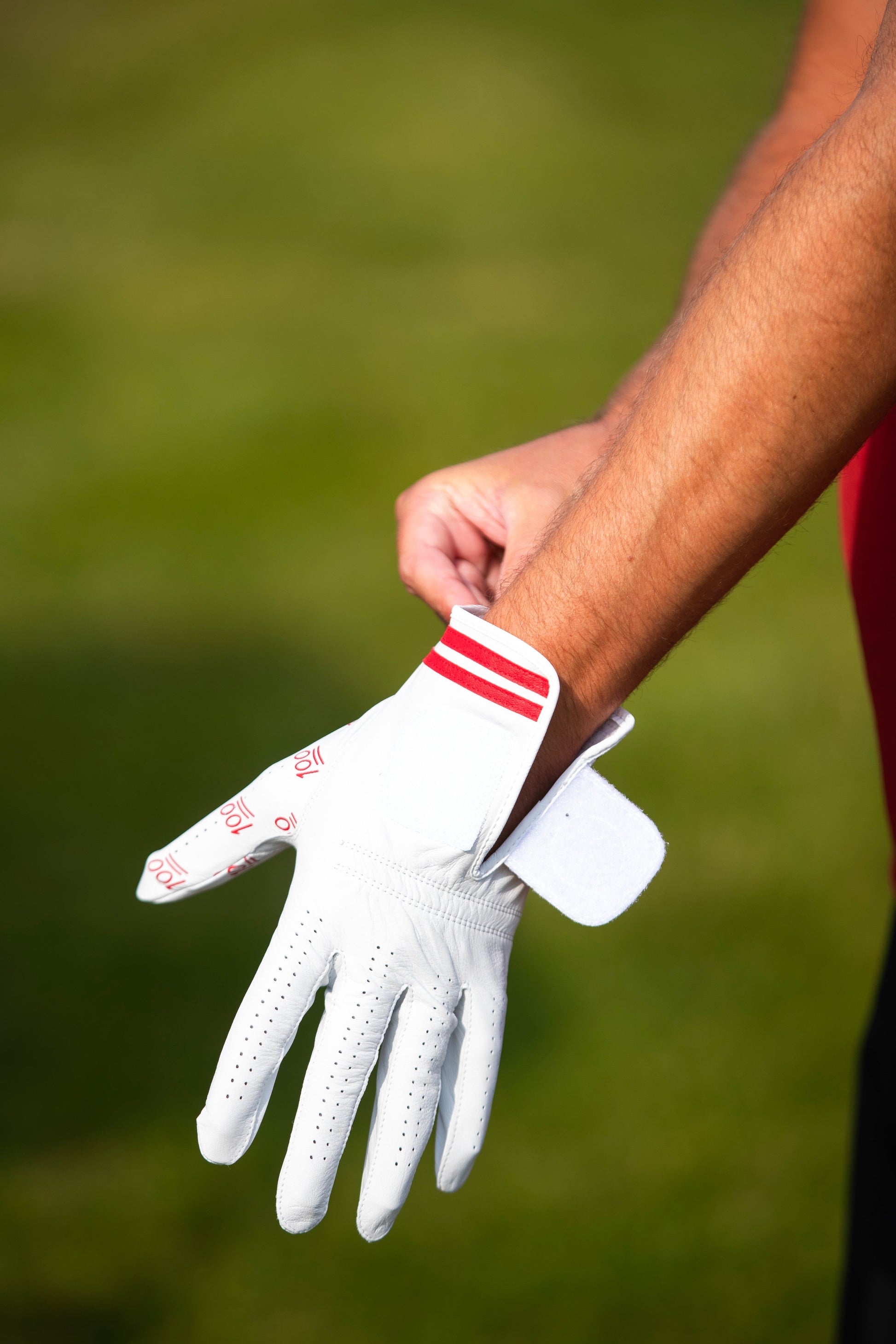 "Keep It 💯" Golf Glove - The Golf Guys Online