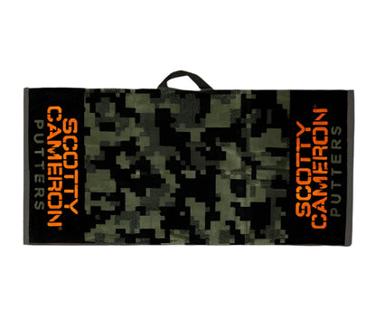 Scotty Cameron - Players Digital Run Green Camo Golf Towel - The Golf Guys Online