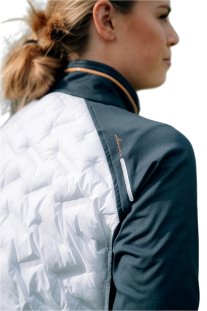 Women Grove Hybrid Jacket - The Golf Guys Online