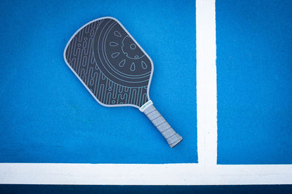 Circuit Dual-Foam Pickleball Paddle From KiwiLabs Pickleball | t700 Thermoformed Carbon Fiber - The Golf Guys Online