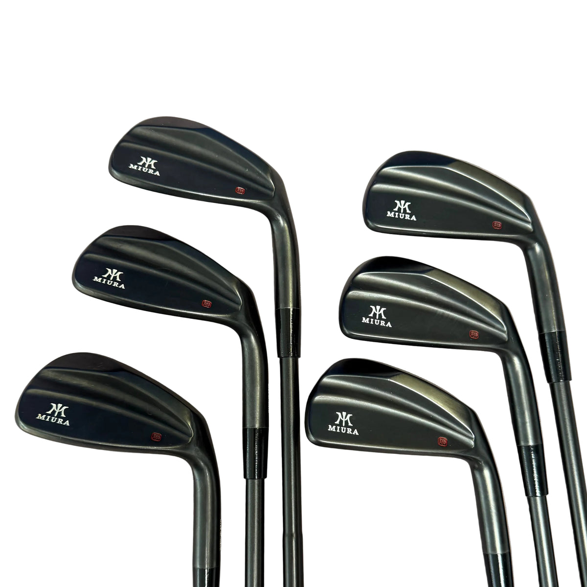 Pre-Owned Miura KM-700 Black QPQ Iron Set (5-PW) Right Hand W/ Dynamic Gold Mid Tour Issue 115 X-100 Black X-Stiff Shaft (Standard Length) (Average)