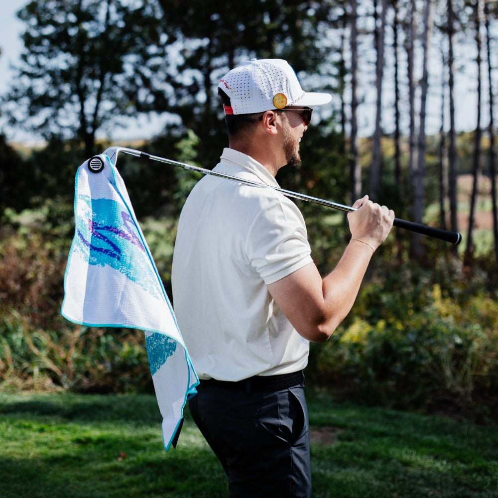 90’s Cup - Magnetic Golf Towel