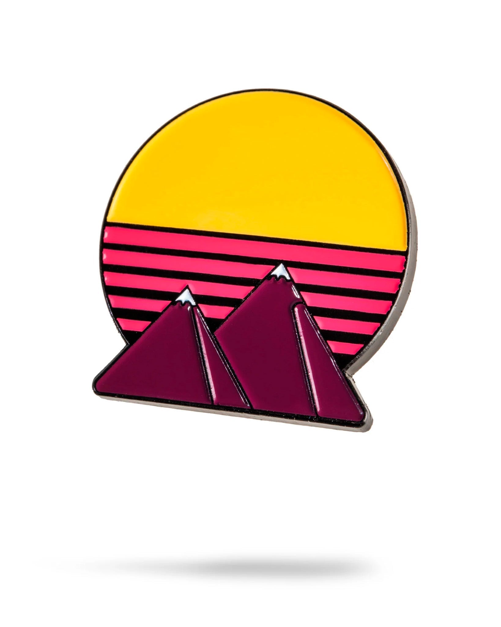 Pins and Aces Ball Marker