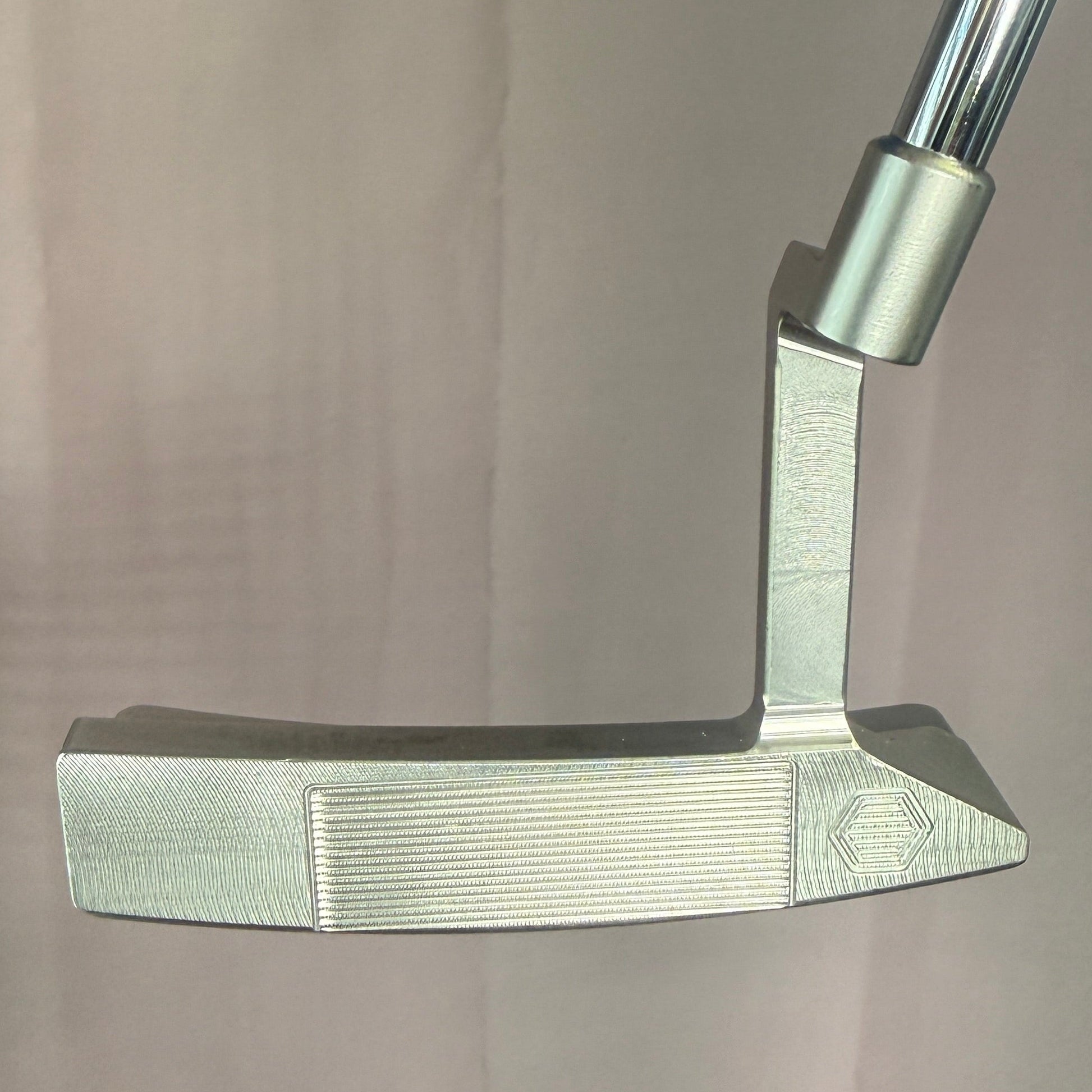 Pre-Owned Bettinardi 2023 Studio Stock 9 303SS w/ 35.25" Stability Shaft (ABOVE AVERAGE)