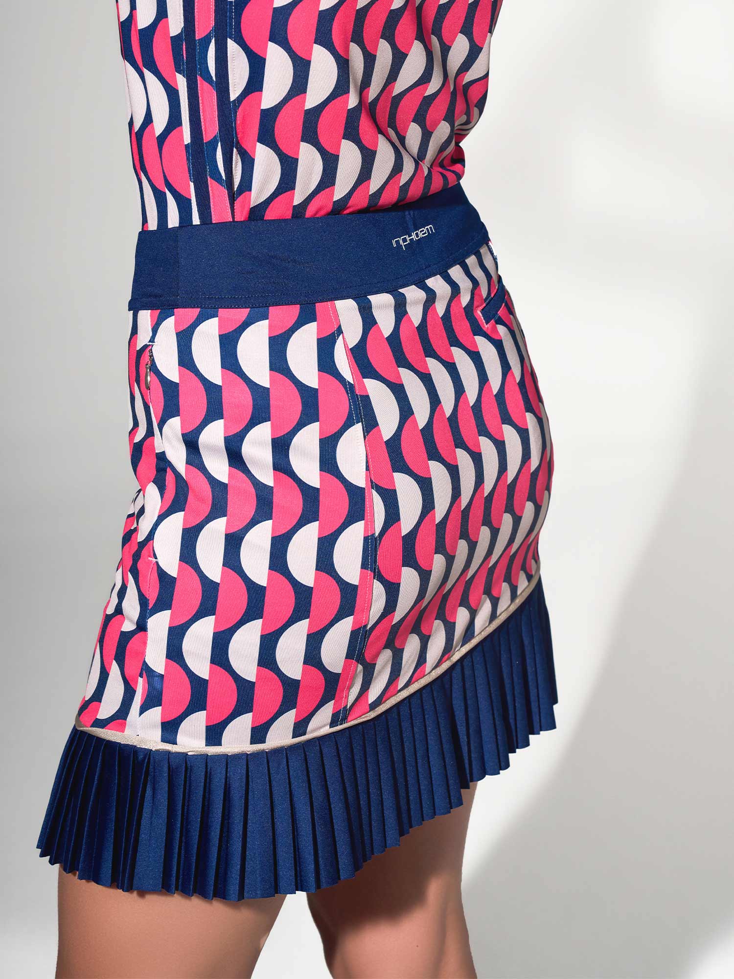 Ava Women's Golf Skort with Pockets - 15" Slim Fit - Geo Print/Ink - The Golf Guys Online