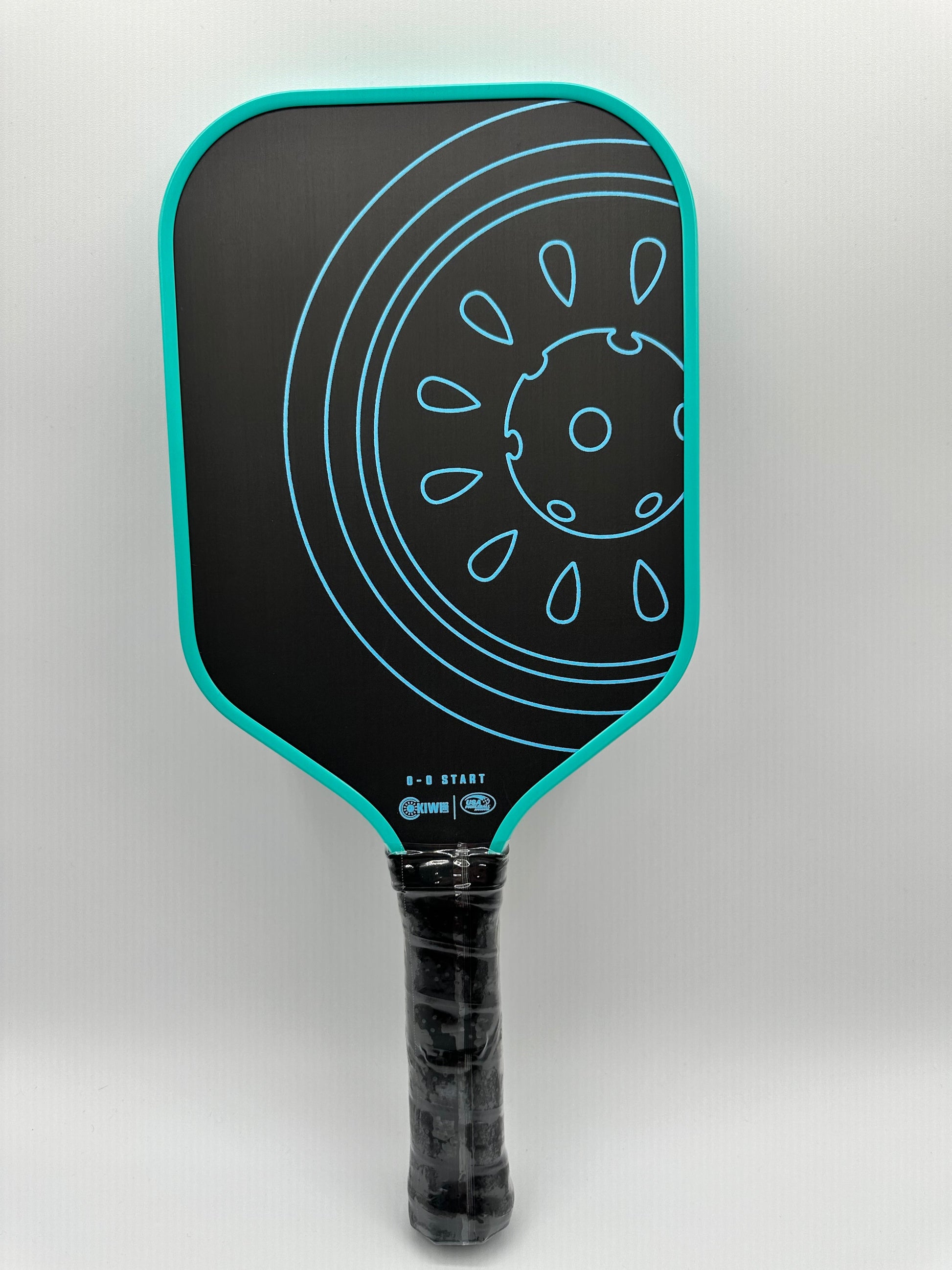 0-0 Start Raw Carbon t700 Carbon Fiber Pickleball Paddle from KiwiLabs (Gen 1.5) - The Golf Guys Online