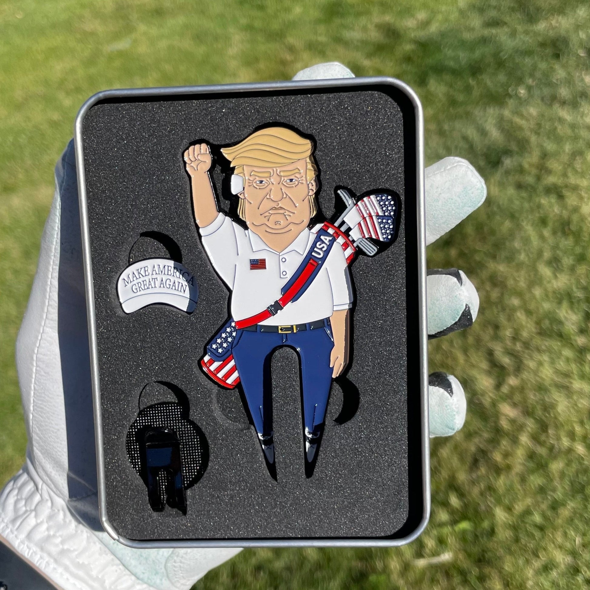 TRUMP Divot Tool - The Golf Guys Online