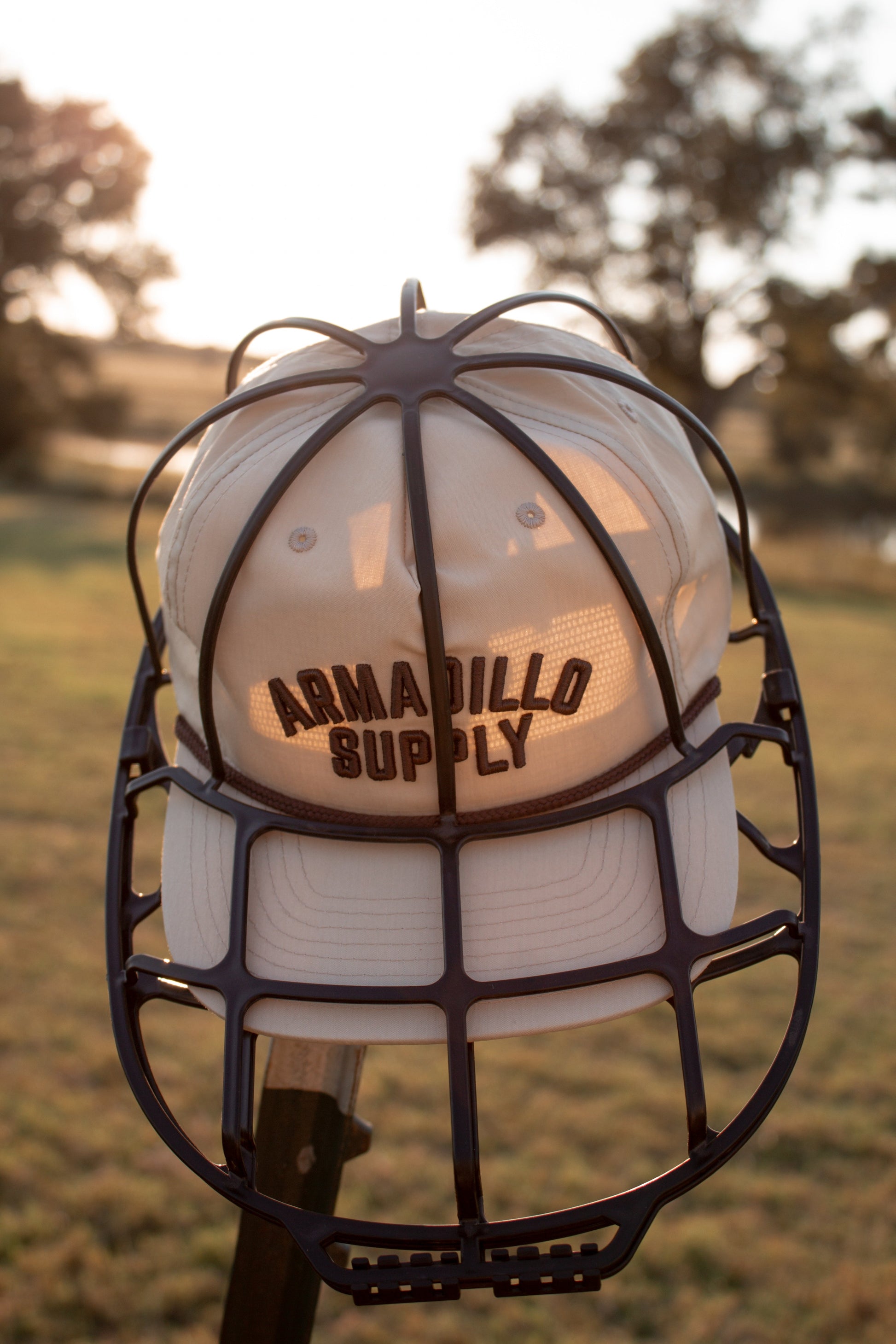 Hat wash cage