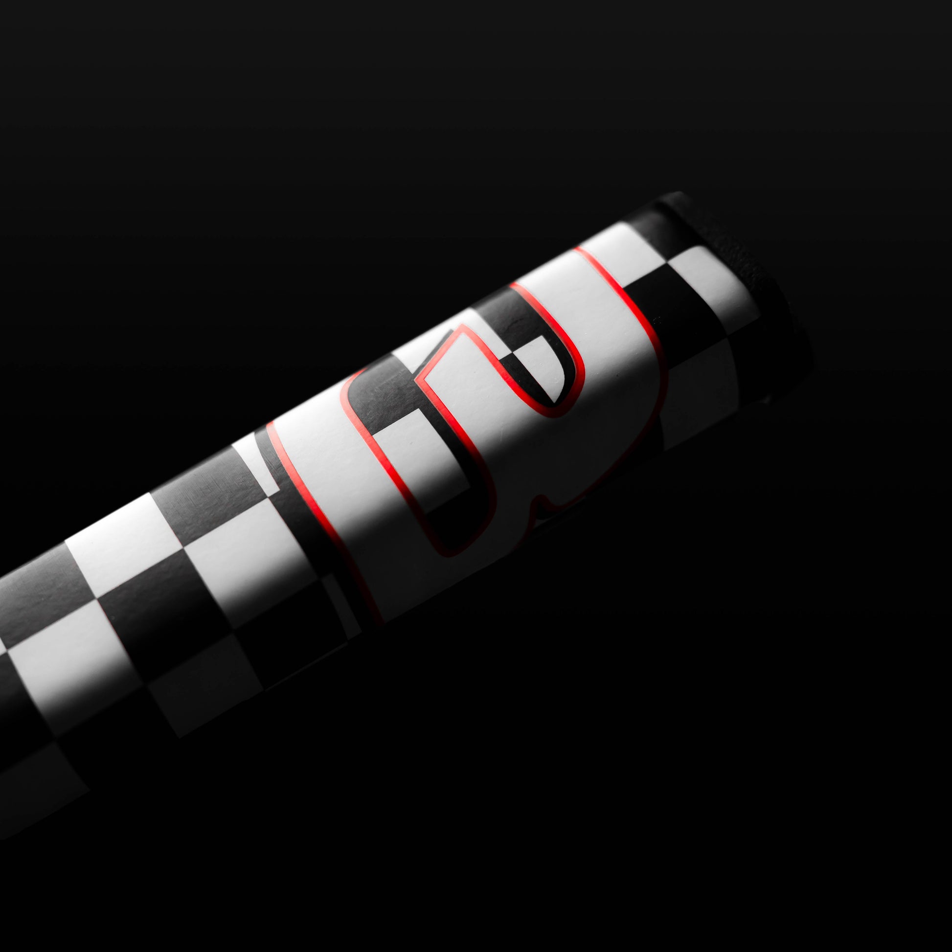 THE INTIMIDATOR MALLET PUTTER - The Golf Guys Online
