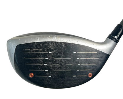 Pre-Owned TaylorMade M6 Driver (10.5) W/ Aldila Synergy 50G R (Regular) (45.5 Inch) Graphite Shaft (Below Average)