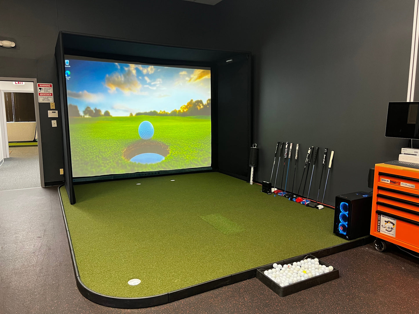 SIGPRO Golf Simulator Flooring - The Golf Guys Online