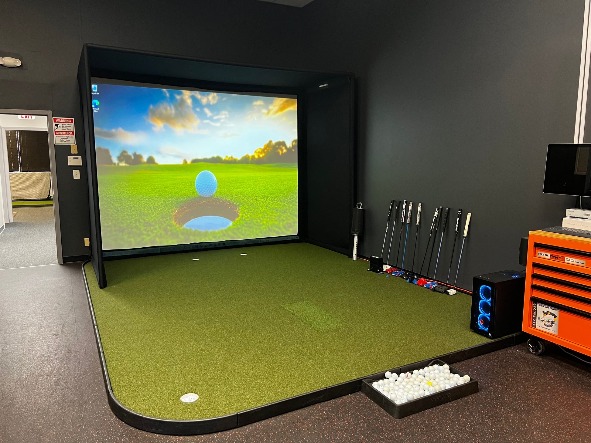 SIGPRO Golf Simulator Flooring - The Golf Guys Online