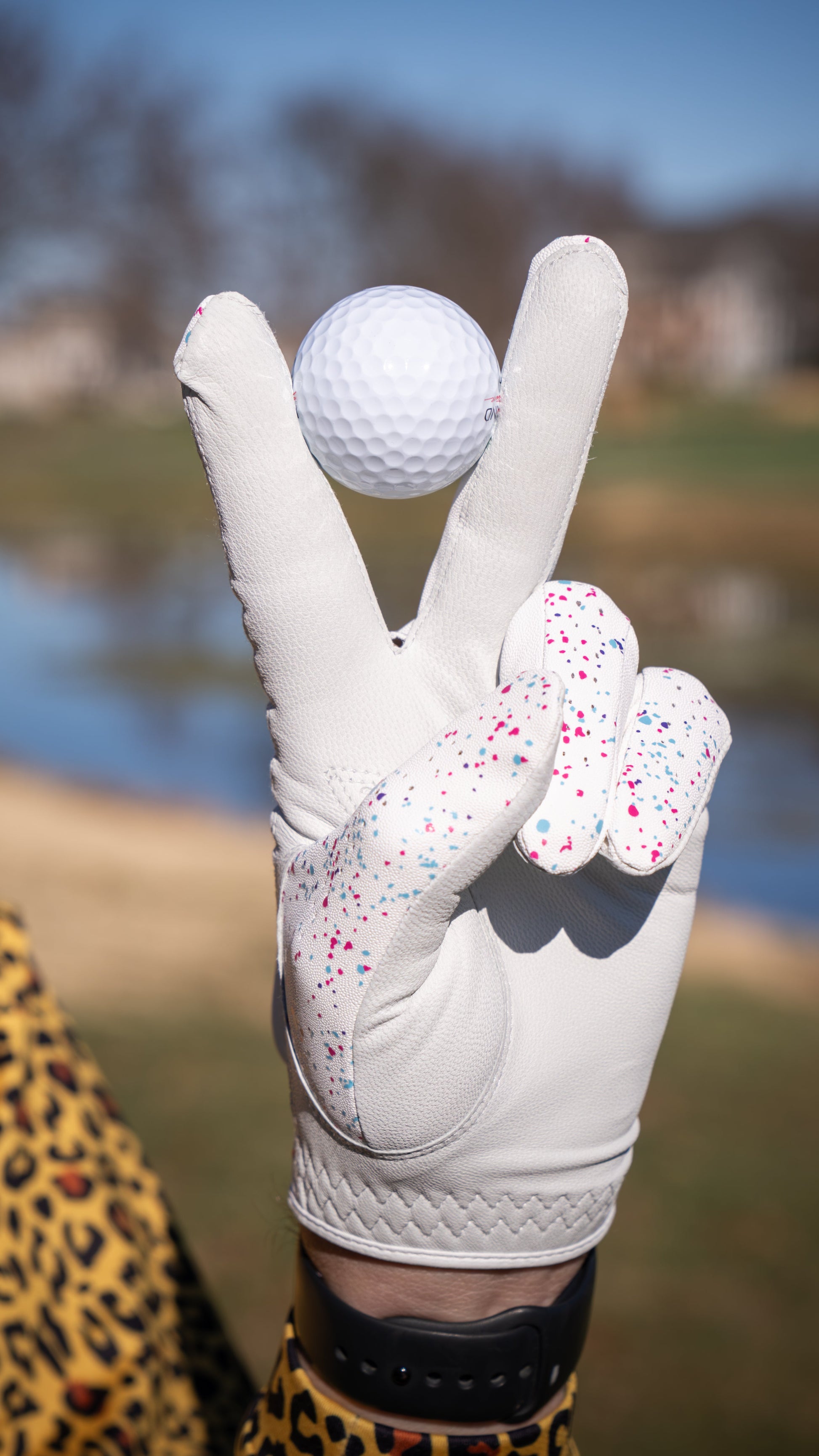 White Paint Splatter Golf Glove - The Golf Guys Online