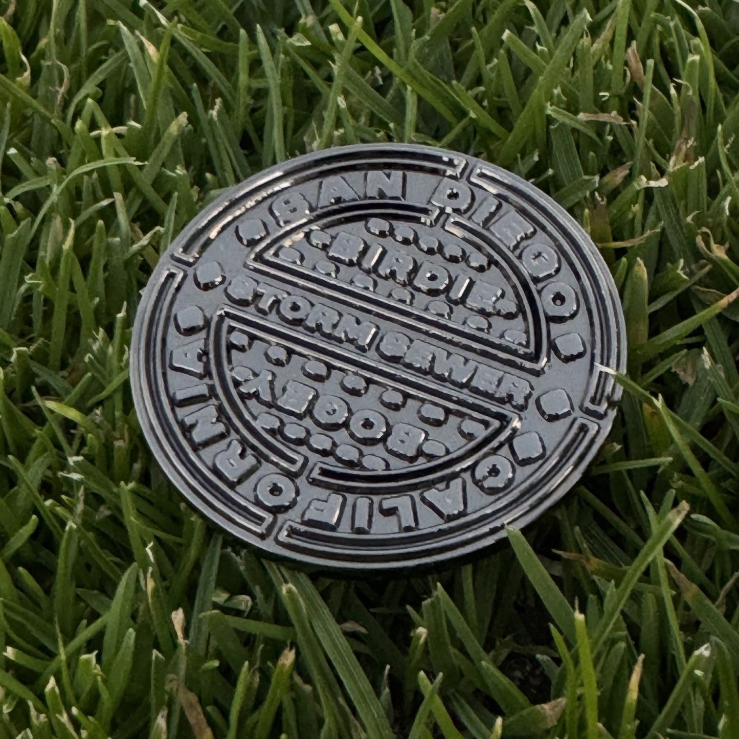 Manhole Ball Marker - The Golf Guys Online