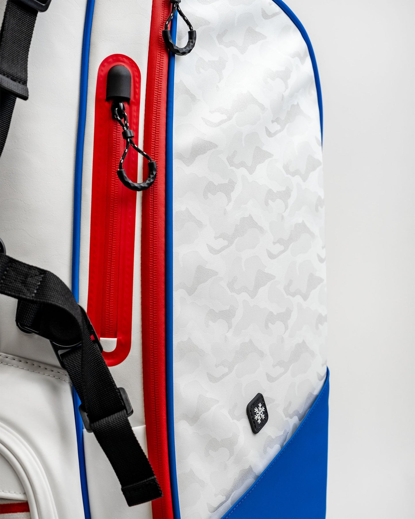 Player Preferred™ Golf Bag - Golf of America Pins and Aces
