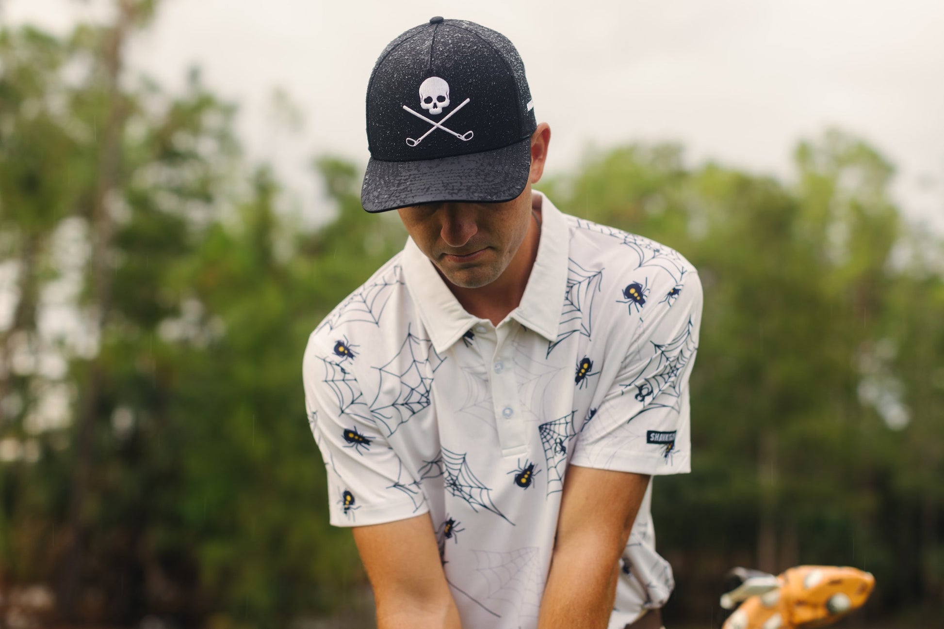 Skull And Crossbones Black Golf Hat - The Golf Guys Online
