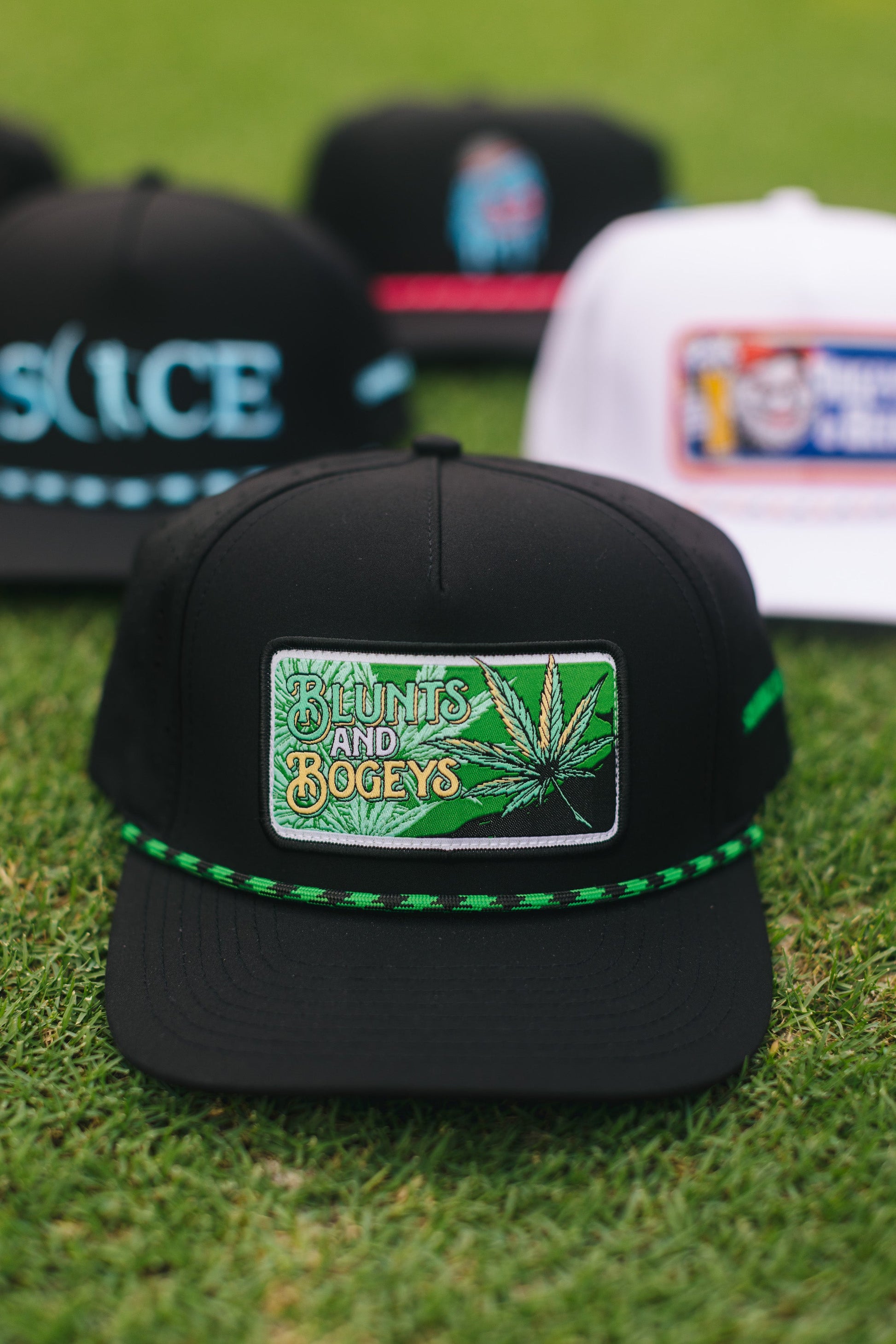 PITCHFIX HAT CLIP - WHITE - The Golf Guys Online