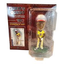 Tiger's Quest Bobblehead "Tiny Champ"