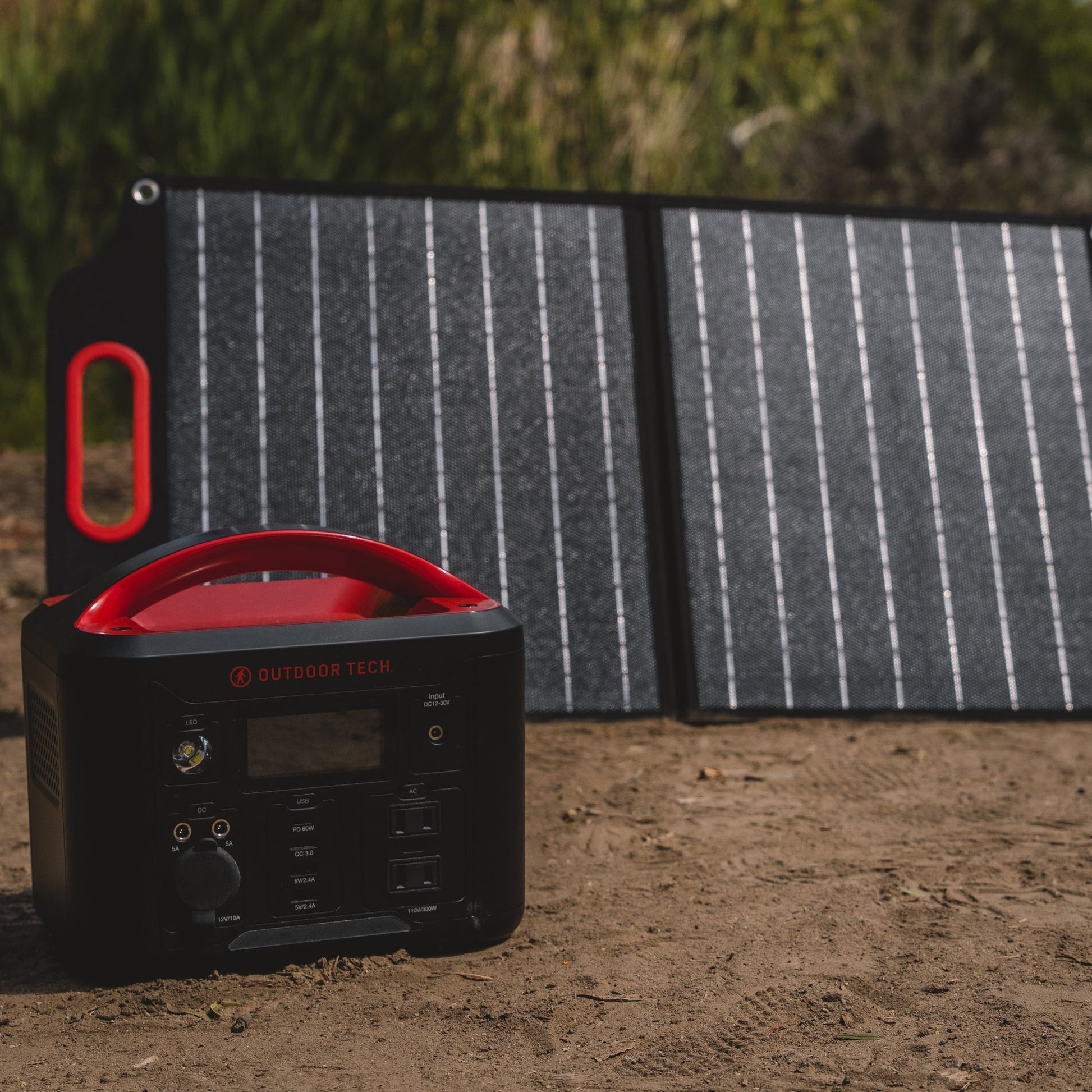 Grizzly Portable Power Station - The Golf Guys Online