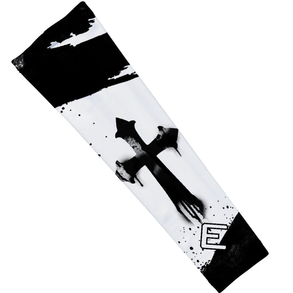 Cross Arm Sleeve - The Golf Guys Online