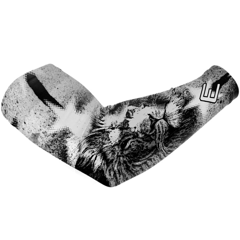 Lion Arm Sleeve - The Golf Guys Online