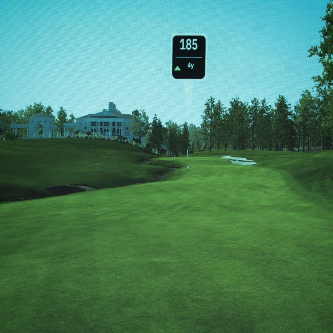 SIGPRO™ Premier Golf Simulator Impact Screen Shop Indoor Golf