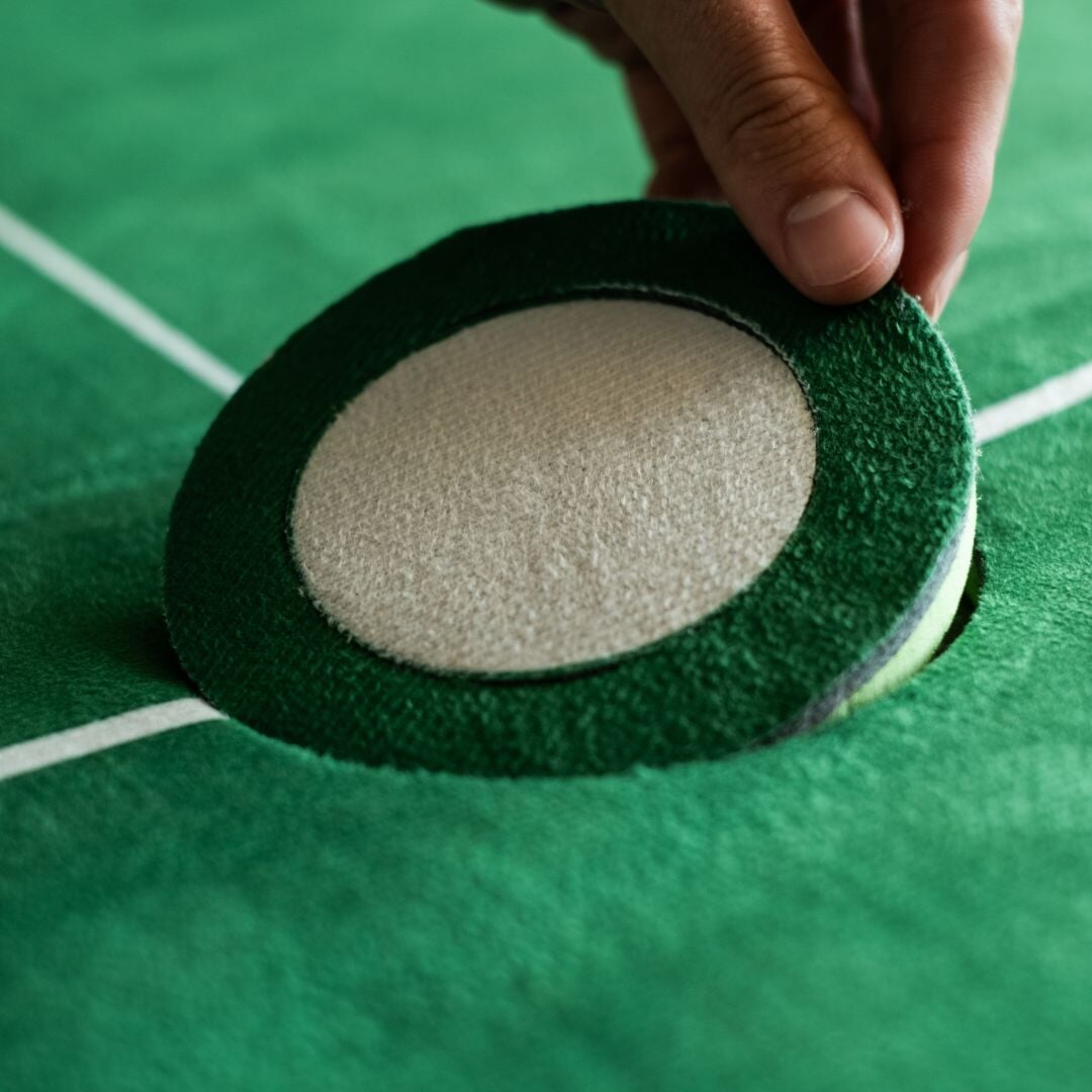 SIG LITE Indoor Putting Green 3' x 8' - The Golf Guys Online