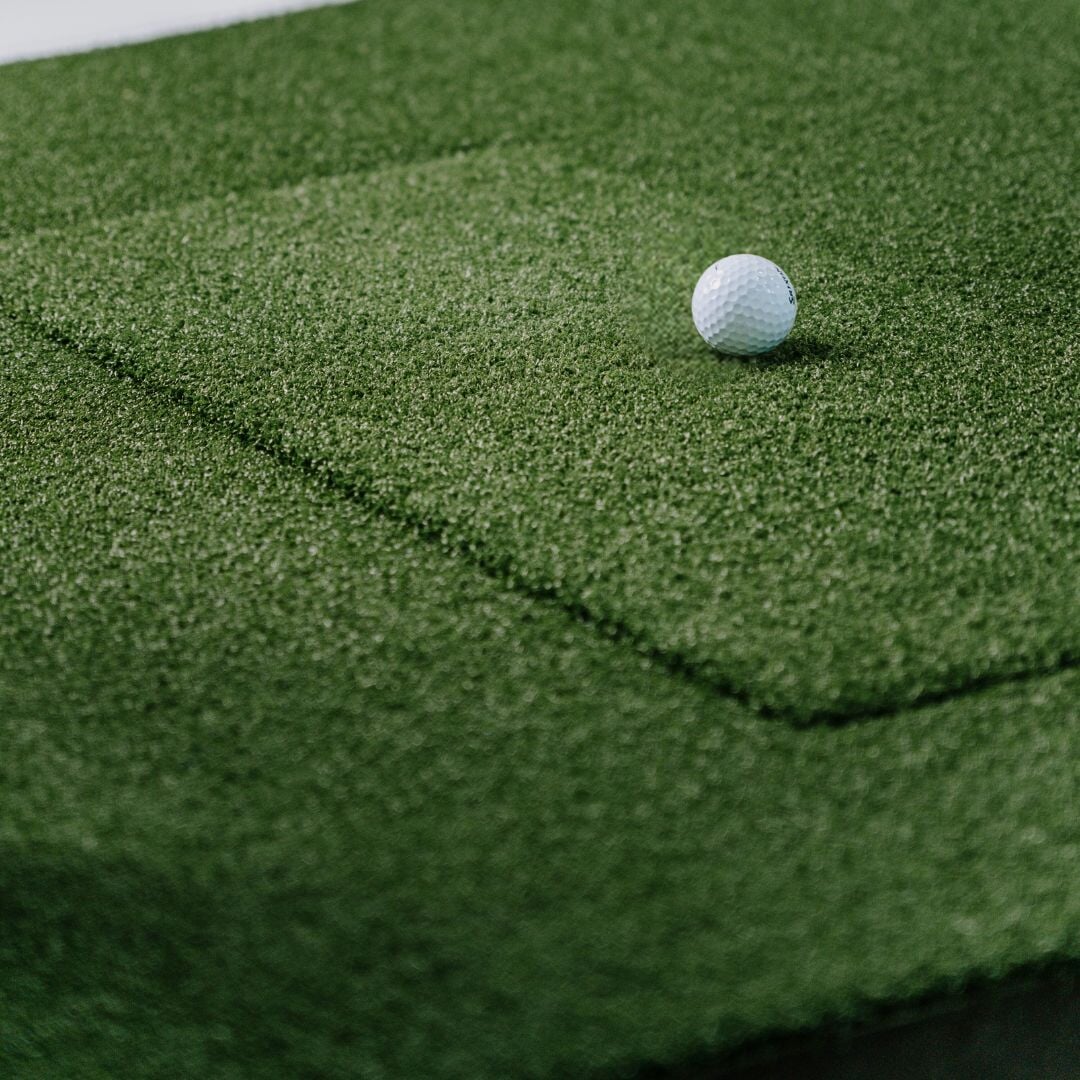SIGPRO Softy 4' x 10' Golf Mat - The Golf Guys Online