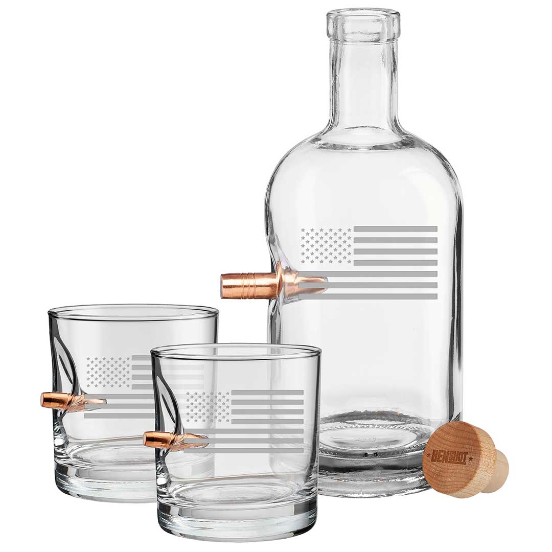 US Flag Decanter and Two Rocks Glasses - The Golf Guys Online