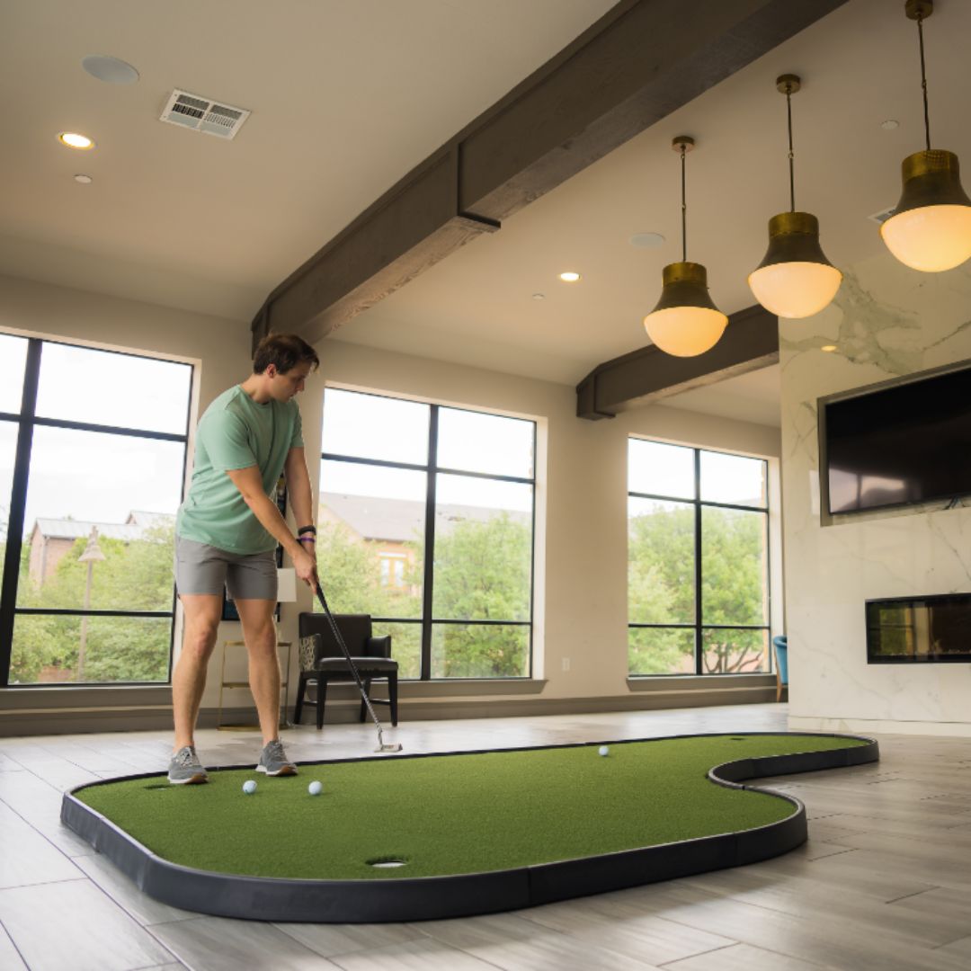 SIGPRO Walkoff Putting Green - The Golf Guys Online